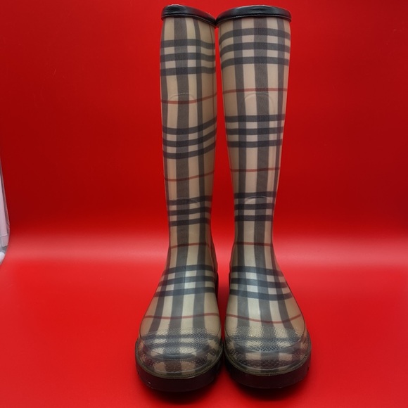 Burberry rubber rain boots. Size 37. Nova check pattern. Mid-calf. - Picture 2 of 6